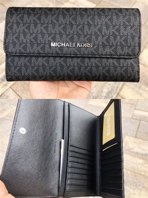 michael kors collection wallet